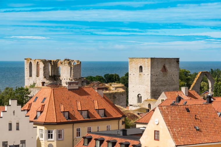 Rent accommodation in beautiful Visby on Gotland - holiday cottages in Sweden