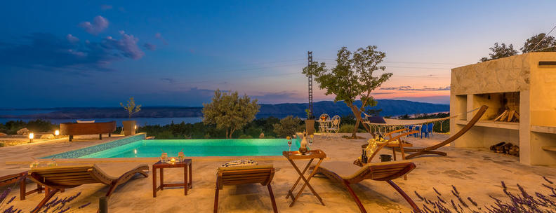 Luxury Villas and holiday homes in Dalmatia, Croatia | NOVASOL